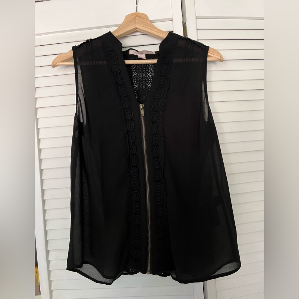 Women’s Black Sheet Zip Blouse